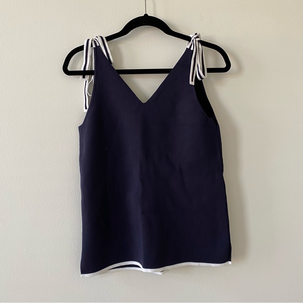 Ann Taylor Women’s V-neck Shoulder Tie Sweater Tank Blue EUC